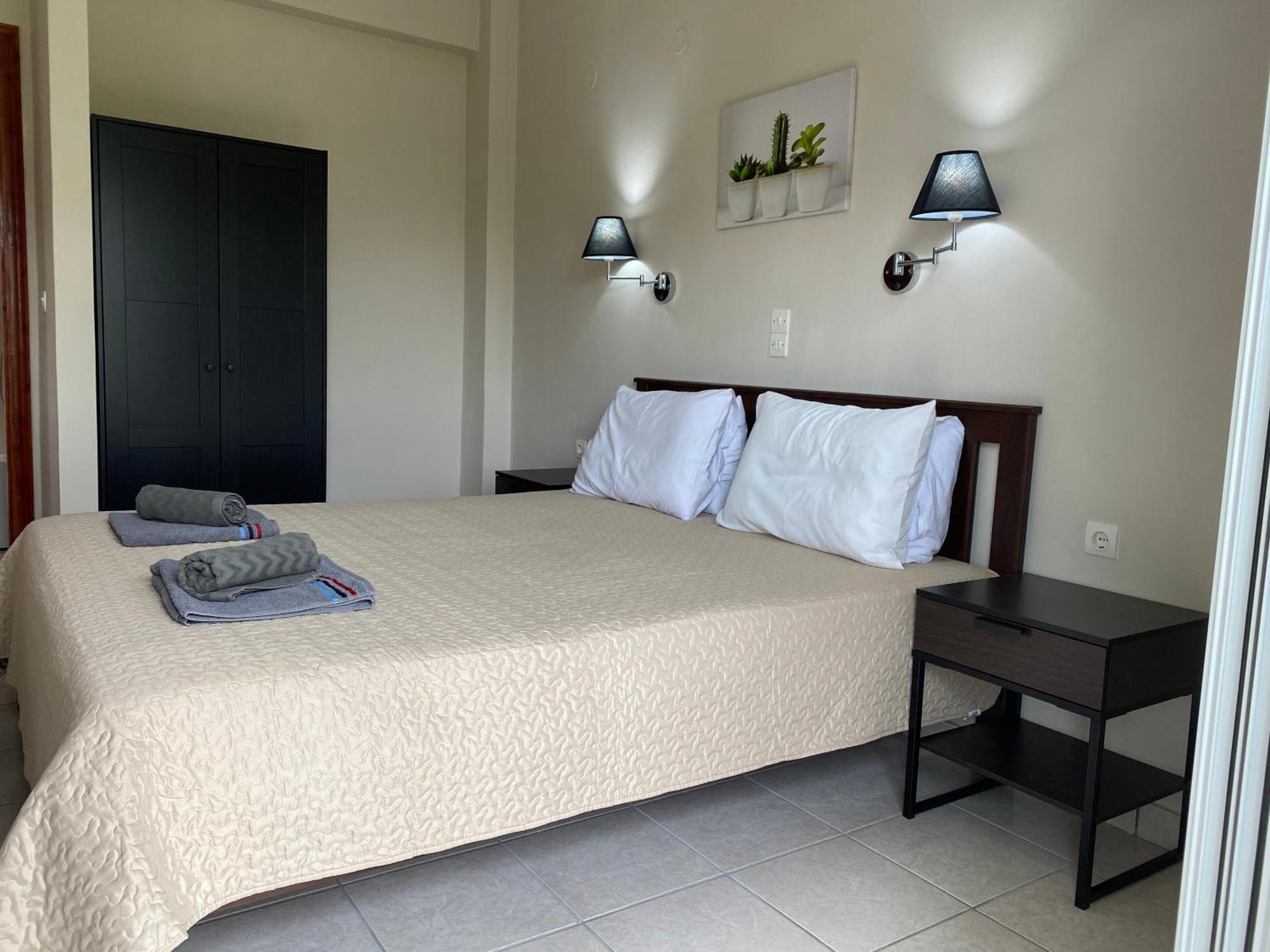 Alexander Apartments Roda  Bagian luar foto